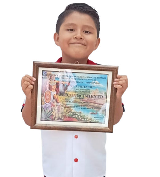 Uriel Sa �nchez Pe �rez